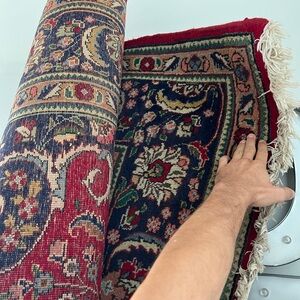 Luxurious Oriental Area Rug - Red and Blue